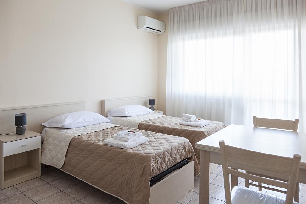 Quarantadue Quindici Hotel Termoli Quarto foto