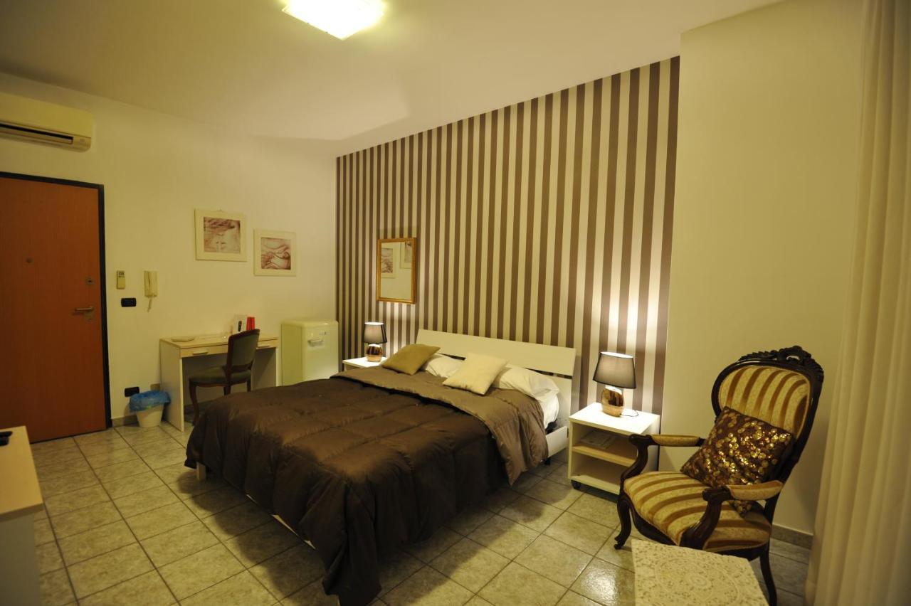 Quarantadue Quindici Hotel Termoli Exterior foto